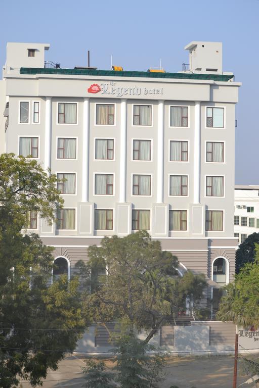 فندق Allāhābād Junctionفي  فندق ذا ليجيند المظهر الخارجي الصورة